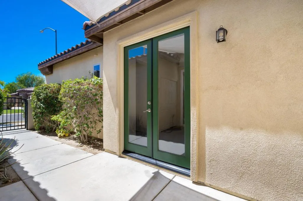 49728 Pacino Street, Indio, California 92201 home-pic-9